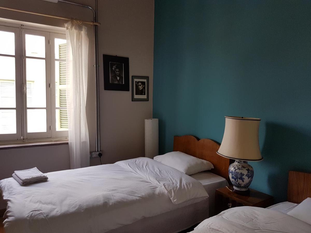 Ines Guest House ニコシア エクステリア 写真