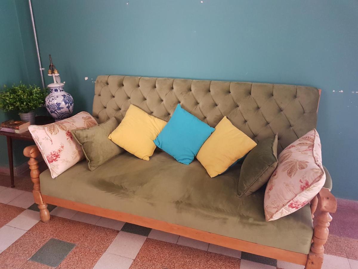 Ines Guest House ニコシア エクステリア 写真