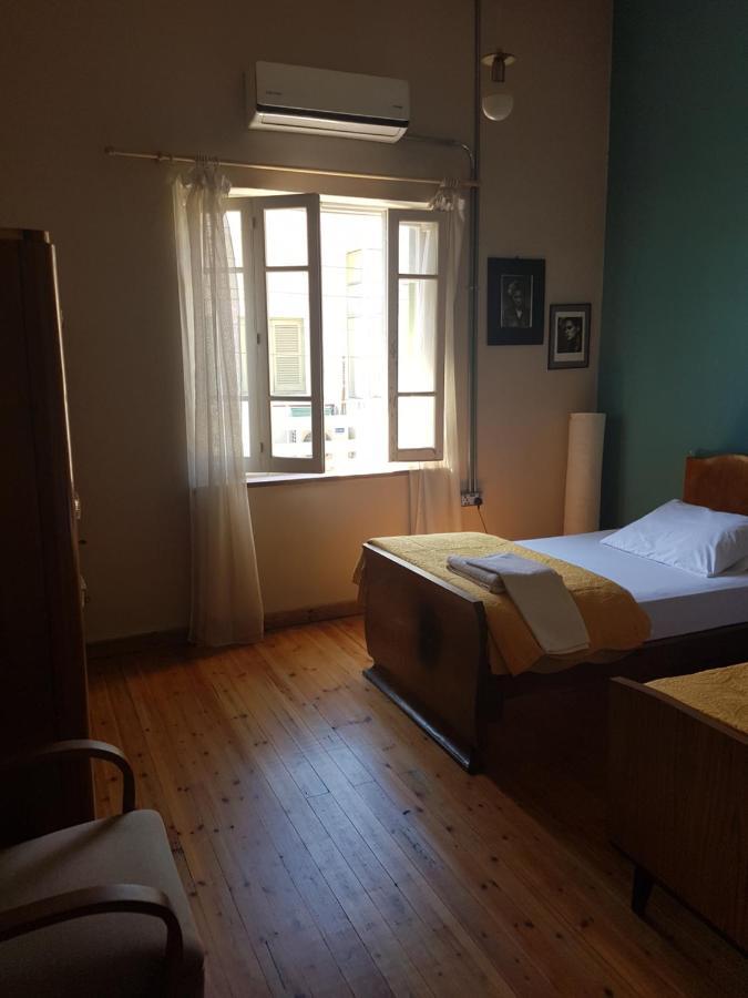 Ines Guest House ニコシア エクステリア 写真
