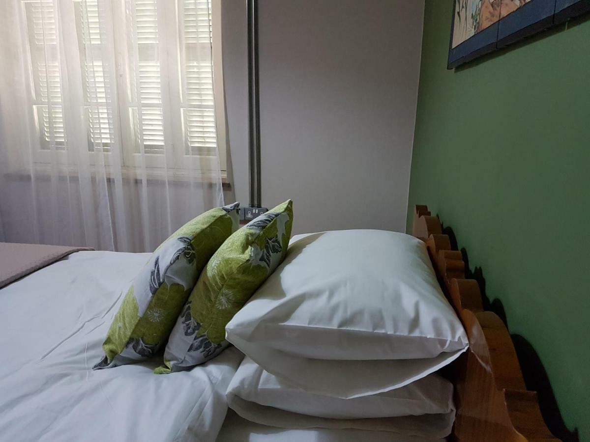 Ines Guest House ニコシア エクステリア 写真